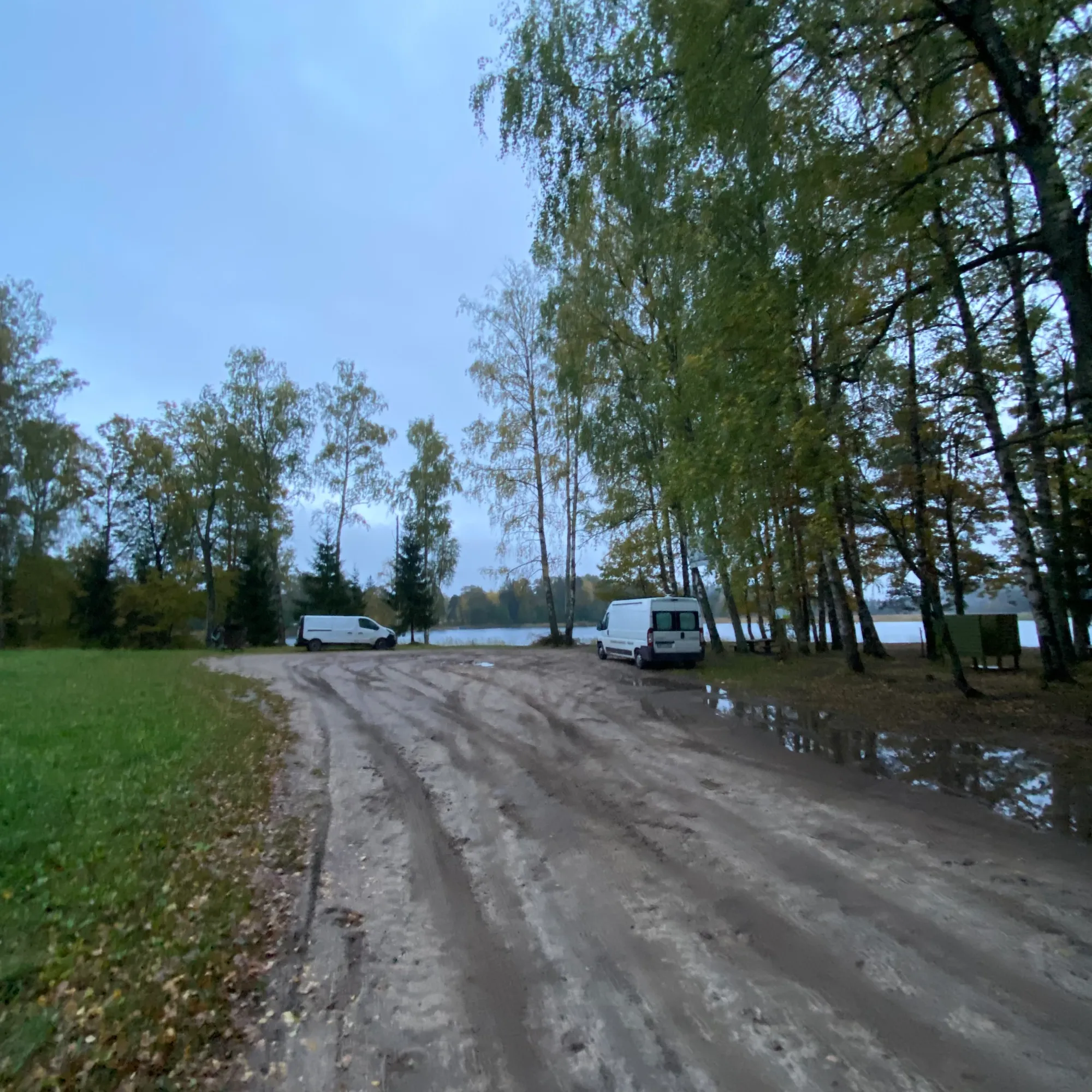 Unser erster Stellplatz für den Van in Lettland